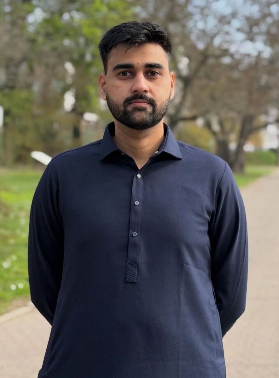 Moeiz Adil
